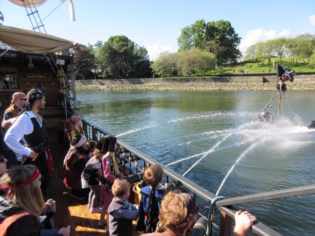 Interactive Pirate Cruise